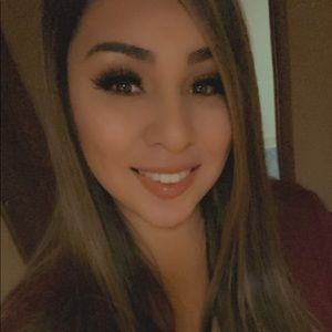 Meet your Posher, Ashlee